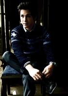 Logan Lerman : logan-lerman-1379443632.jpg