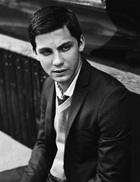 Logan Lerman : logan-lerman-1379891942.jpg