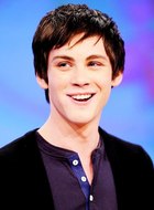 Logan Lerman : logan-lerman-1380471231.jpg