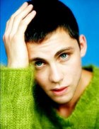 Logan Lerman : logan-lerman-1380738610.jpg