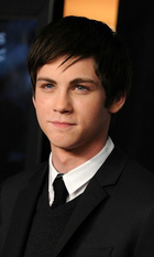 Logan Lerman : logan-lerman-1380788770.jpg