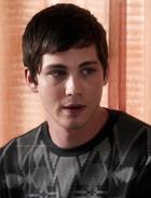 Logan Lerman : logan-lerman-1381598402.jpg