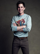 Logan Lerman : logan-lerman-1382203564.jpg