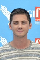 Logan Lerman : logan-lerman-1383005956.jpg