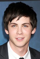 Logan Lerman : logan-lerman-1383426485.jpg