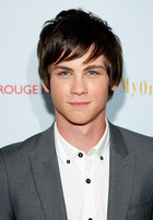 Logan Lerman : logan-lerman-1383426593.jpg