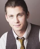 Logan Lerman : logan-lerman-1383503945.jpg