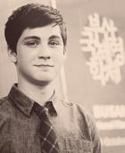 Logan Lerman : logan-lerman-1383850208.jpg