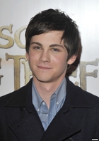 Logan Lerman : logan-lerman-1383850256.jpg