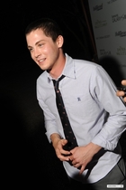 Logan Lerman : logan-lerman-1383850423.jpg