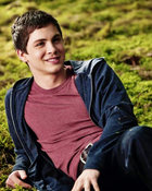 Logan Lerman : logan-lerman-1388486874.jpg