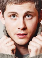 Logan Lerman : logan-lerman-1388707049.jpg