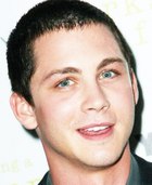 Logan Lerman : logan-lerman-1390061658.jpg