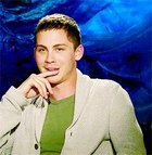 Logan Lerman : logan-lerman-1390315743.jpg