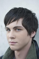 Logan Lerman : logan-lerman-1390320968.jpg