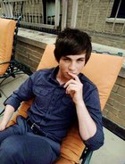 Logan Lerman : logan-lerman-1390490748.jpg