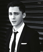 Logan Lerman : logan-lerman-1391540072.jpg