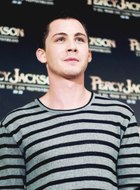 Logan Lerman : logan-lerman-1391684032.jpg