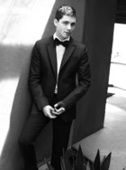 Logan Lerman : logan-lerman-1392567382.jpg