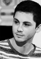 Logan Lerman : logan-lerman-1393070189.jpg