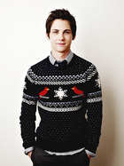 Logan Lerman : logan-lerman-1393278425.jpg