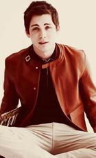 Logan Lerman : logan-lerman-1394034664.jpg