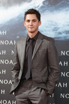 Logan Lerman : logan-lerman-1394903249.jpg