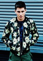 Logan Lerman : logan-lerman-1395737842.jpg