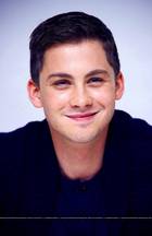 Logan Lerman : logan-lerman-1396008416.jpg