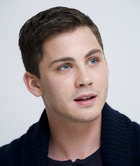 Logan Lerman : logan-lerman-1396008446.jpg