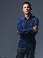 Logan Lerman : logan-lerman-1396011390.jpg