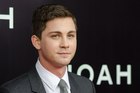 Logan Lerman : logan-lerman-1396180675.jpg