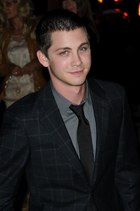 Logan Lerman : logan-lerman-1396976137.jpg