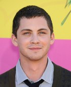 Logan Lerman : logan-lerman-1396976163.jpg