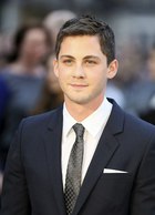 Logan Lerman : logan-lerman-1396976182.jpg