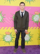 Logan Lerman : logan-lerman-1406567352.jpg