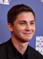 Logan Lerman : logan-lerman-1408205729.jpg