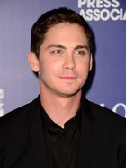 Logan Lerman : logan-lerman-1408205737.jpg