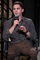 Logan Lerman : logan-lerman-1413312567.jpg