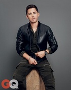 Logan Lerman : logan-lerman-1413403068.jpg