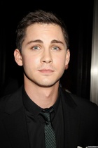 Logan Lerman : logan-lerman-1413590713.jpg