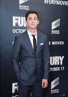 Logan Lerman : logan-lerman-1413590717.jpg