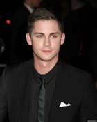 Logan Lerman : logan-lerman-1413590727.jpg