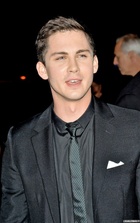 Logan Lerman : logan-lerman-1413590774.jpg