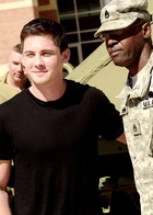 Logan Lerman : logan-lerman-1413592027.jpg