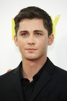 Logan Lerman : logan-lerman-1413828913.jpg