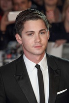 Logan Lerman : logan-lerman-1415731451.jpg