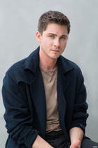 Logan Lerman : logan-lerman-1415733744.jpg