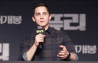 Logan Lerman : logan-lerman-1415921625.jpg