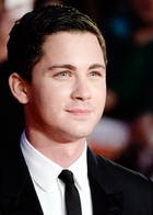 Logan Lerman : logan-lerman-1416423523.jpg